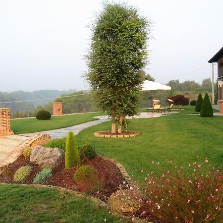 B&B Cascina Bellavista Tigliole Exterior photo