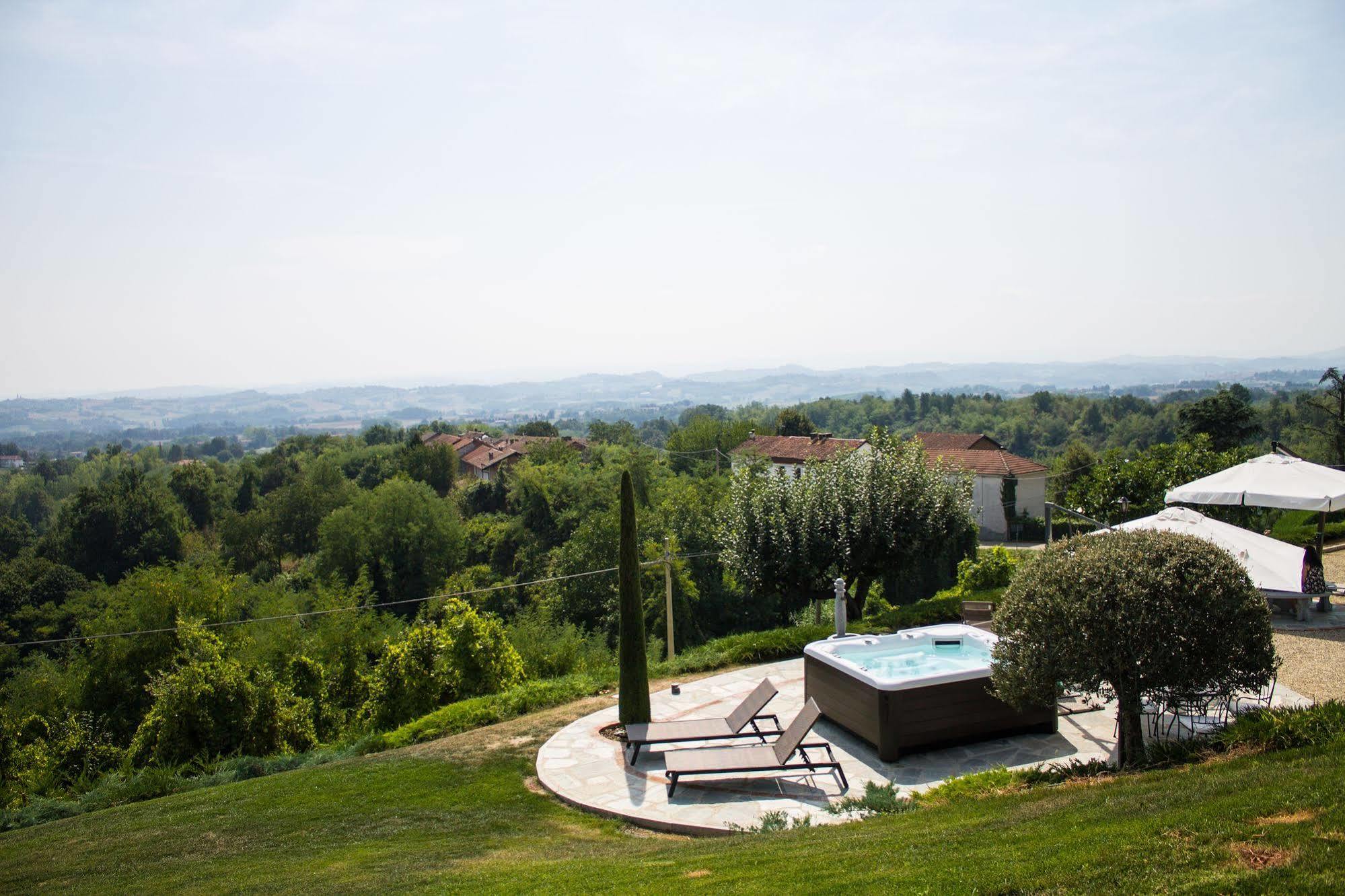 B&B Cascina Bellavista Tigliole Exterior photo